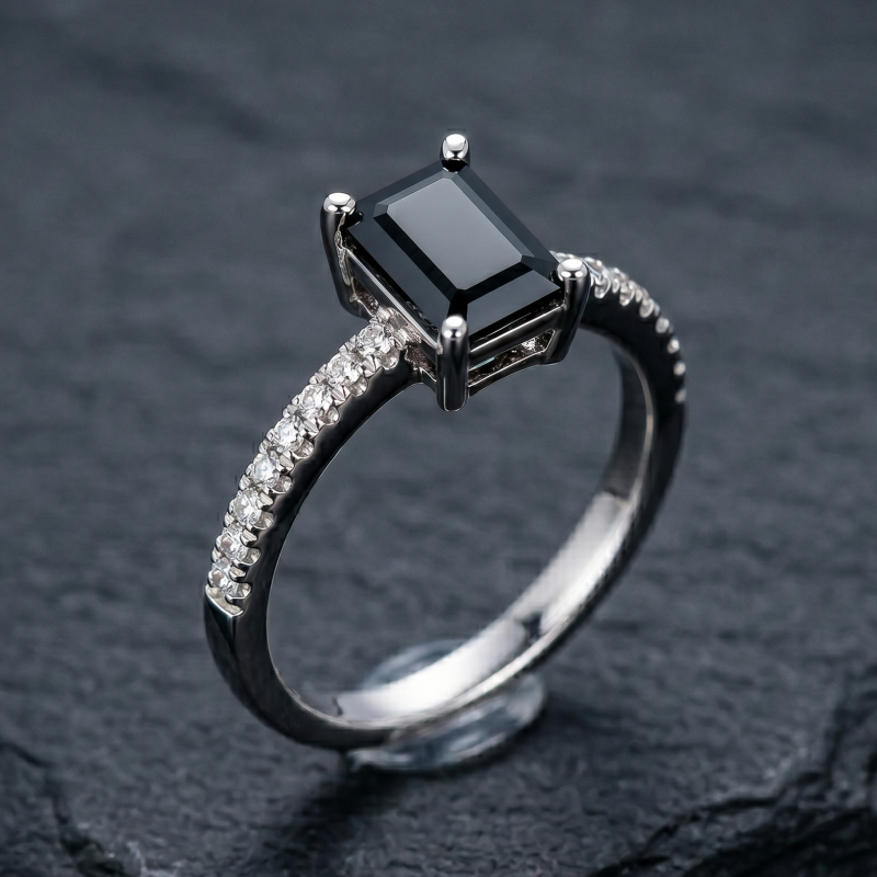 Chowtushkoni Dyuti Women's Ring